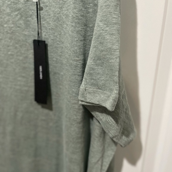 Tahari Eucalyptus Back Button short sleeve High Low Hem Tunic - Picture 8 of 10